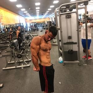 Meet your Posher, Adrian